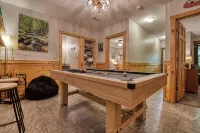 Ladybug Lodge - Hot Tub, Fire Pit, Pool Table - 4-Star