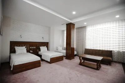 Shedevr Plaza Hotels in 