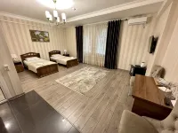 Vostok Hotel - parking