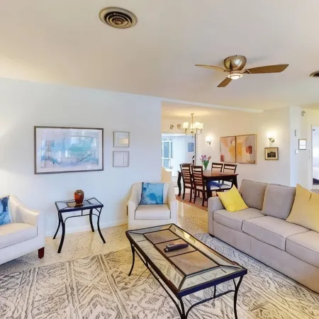 Charming Clearwater Family Home w pool