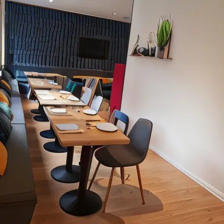 Oskar Hotel