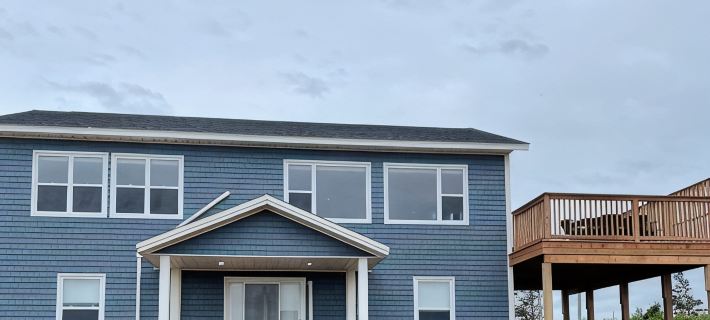 Cottage with breathtaking ocean views and direct beach access Hotels in Queens County