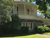 The Oak Motel Hotels in Fayette County