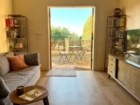 Quiet, Elegant Apartment with Beautiful Views of Terraced Garden