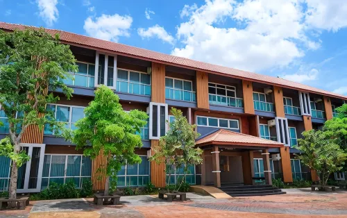 Avarin Resort