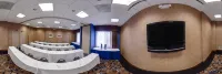 Holiday Inn Express & Suites CORALVILLE by IHG - 3-Sterne