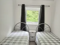 Kingfisher Cottage Caernarfon-River Rambling & Relaxing, in a Beautiful Setting - Pools