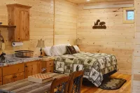Tiny Timber-28 Miles to Yellowstone - Chalets