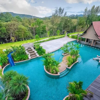 Maikhao Palm Beach Resort Отели рядом с достопримечательностью «Пляж Сай-Кео»
