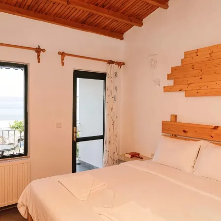Teos Ormanci Tatil Koyu