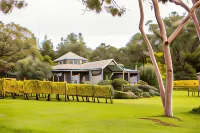 Polperro Villas Hotels in 