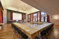 B-Smart Hotel Schönenwerd - parcheggio