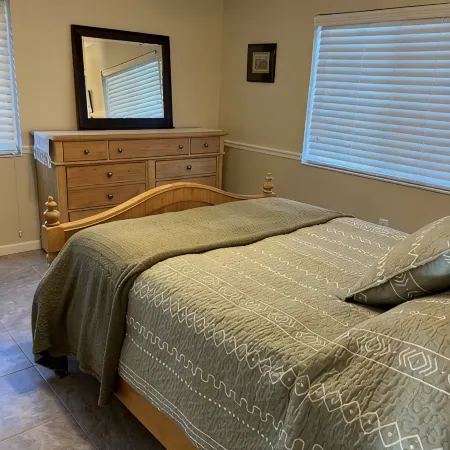 Spacious 4-bedroom house in beautiful Hernando Beach with WiFi, pool, sleeps 8 Hotels in Hernando Beach