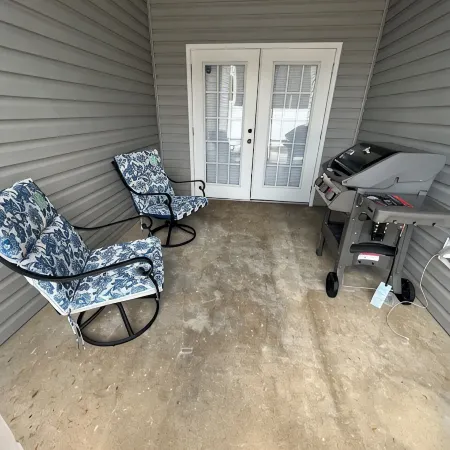 Home Sweet Home 3/2 Townhome Close to Downtown Thomasville Отели в г. Томас