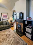 Charming 2-bedroom house with plenty amenities on Saint Paul's Cathedral Hill - 3 stjerner