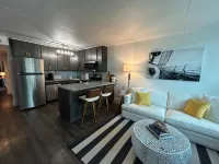 Paradise on Okaloosa Island: Your Beachfront Escape Awaits! - Condos