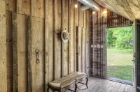 The Rustic Barn @ The NEST at Round Top •  6mil to The Square - 3 stjerner