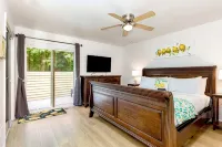 Lazy Lemon; Walk to Koka Booth; Near Wake Med Cary; Well Appointed; Central - Homestays
