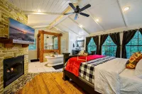 Couples/Family Cabin/Fire Pit/4 Fireplaces/Hot Tub/Horseshoes Pit/Grill/Swings - Chalets