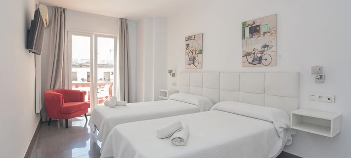 Hostal la Ermita Hotels in Nerja