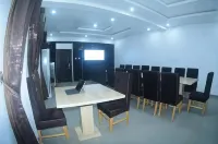 Ekulu Apartments - 4-Star