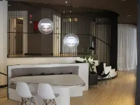 بول آند جرايس هوتل Hotels near إف جي سي - بلاسا مولينا