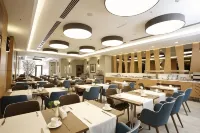 Mia City Hotel - Kitchens