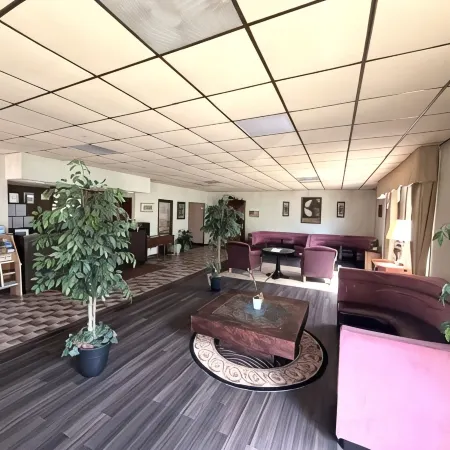 Chateau Royale Inn