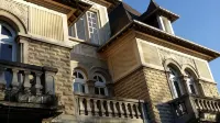 Le Castel Guesthouse