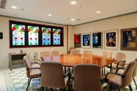 Hotel Reveron Plaza - 4-Star