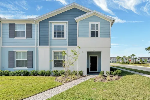 NEW! 5 BR, 4.5 baths Villa at Windsor Island Resort, Heated Pool, FREE BBQ! - Private Pools