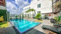 Malyabhara Hotel Yogyakarta Malioboro - Swimmingpools