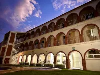 Hotel El Romano Ixtapan de la SAL - Parkplatz