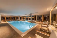 White Angel Hotel - Swimmingpools