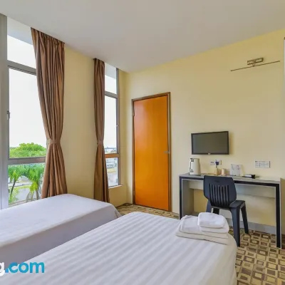 Fumah Hotel Shah Alam Các khách sạn gần TT mua sắm Anggerik