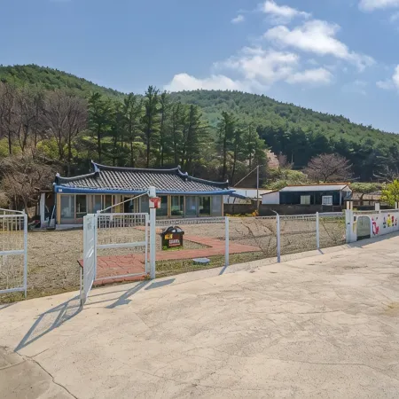 Samcheok Daswim House Pension
