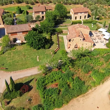 Poggio Cennina Resort & I Borghi Della Selvaccia