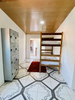 Piratas Do Morro Pousada & Hostel - Auberges de jeunesse