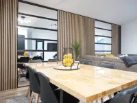 Escape to Serenity: Cozy Alaskan Retreat with Private Indoor Sauna - homestay
