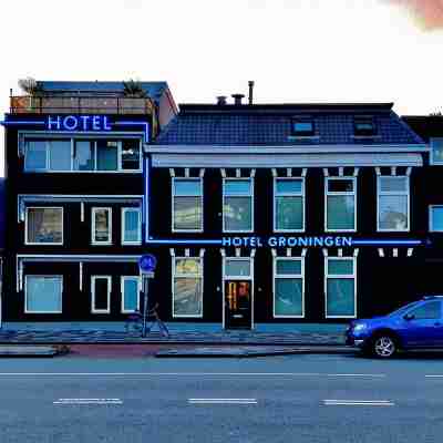Neon Nights Studio Hotel Exterior