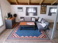 Binnekill Views- Cozy Apt over looking the Binnekill stream - واي فاي