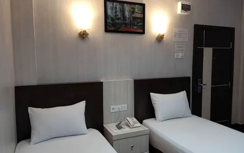 Twin Hotel Bengkalis - 2-Star