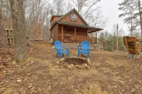 Cozy Couples Cabin Near Red River Gorge and Hollerwood