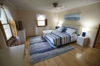 Private and pet-friendly, with game room and upgraded kitchen - Wifi