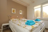 Sunnybeachhouse aan het Bos, Tussen zee en Meer - Homestays
