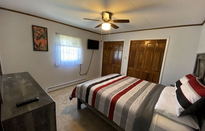 Hidden gem, 2BR-2 Living, quiet neighborhood
