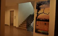 Cordela Hotel Pangkal Pinang - parking