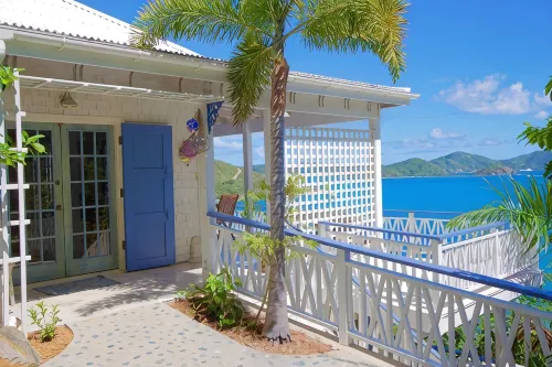Artistically Designed Home with Huge Ocean Views, Small Dipping Pool and Hot Tub - Villas