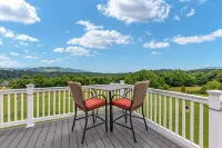 Modern 4-bedroom Country House in Stanley with A Big Sky View! - con encanto