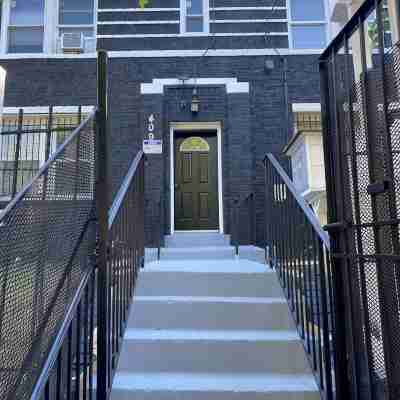 Beautiful Three Bedroom in SE DC. Others